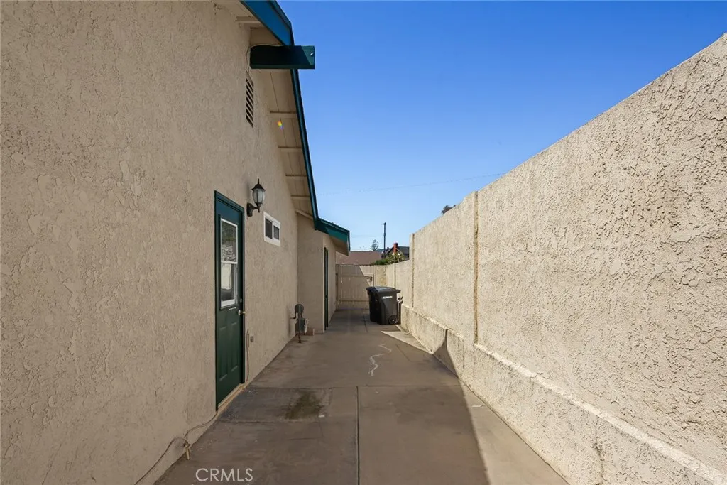 2745 N Pampas Street