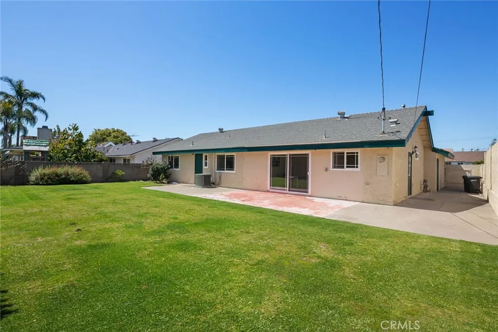 2745 N Pampas Street