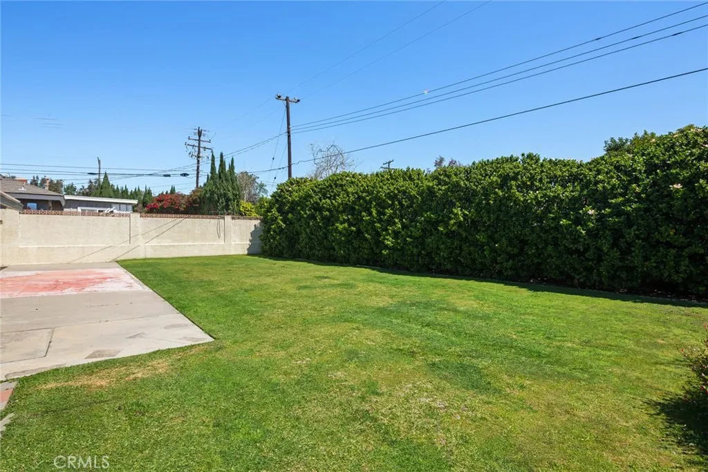 2745 N Pampas Street