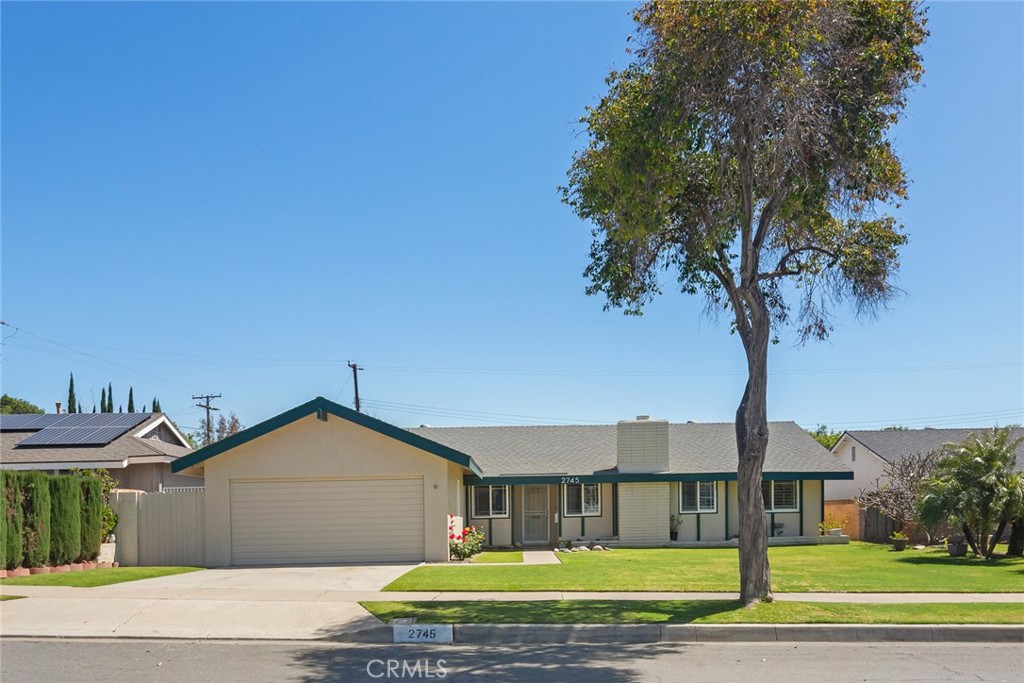 2745 N Pampas Street