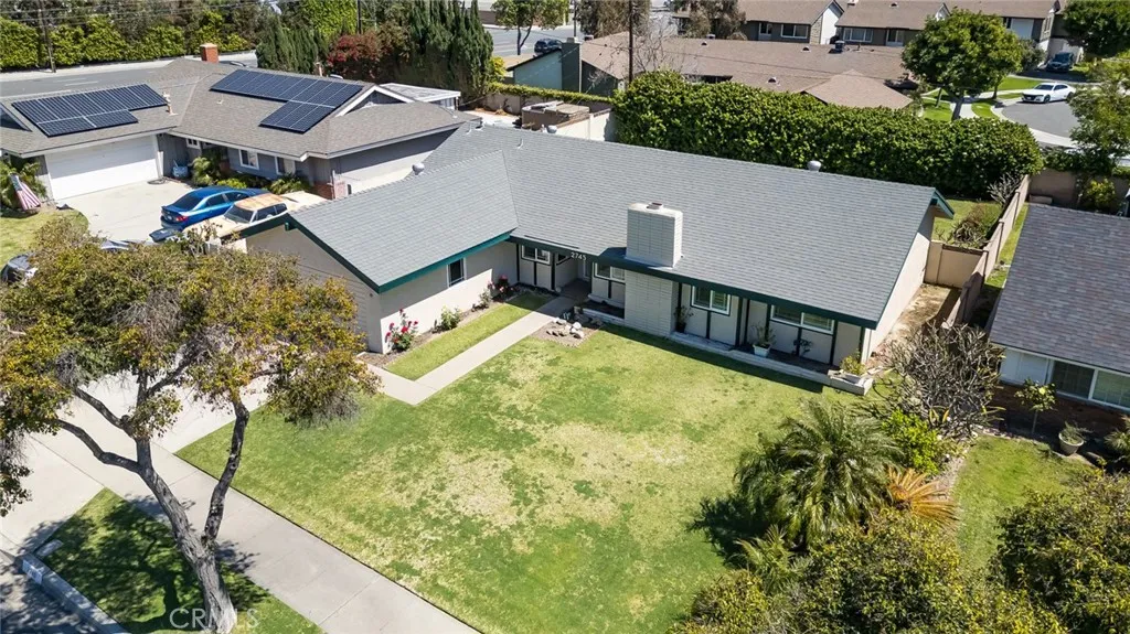 2745 N Pampas Street