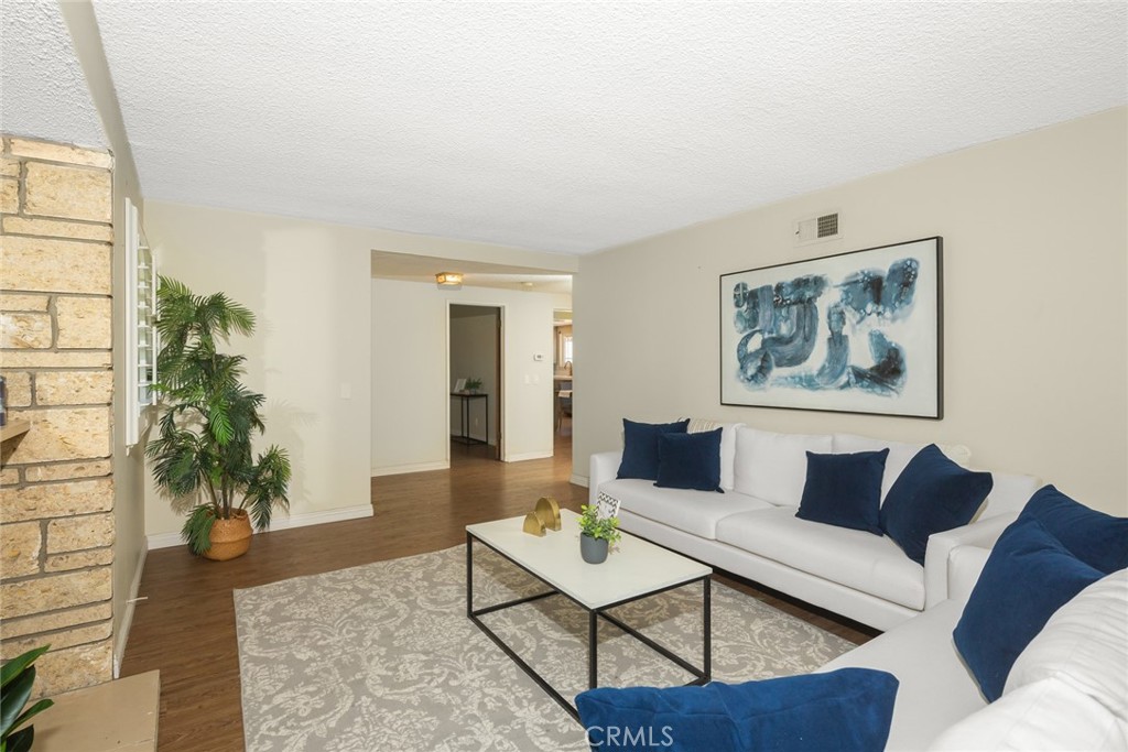 2745 N Pampas Street