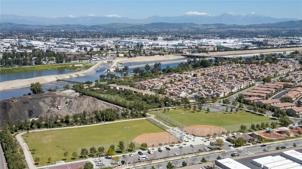 2745 N Pampas Street