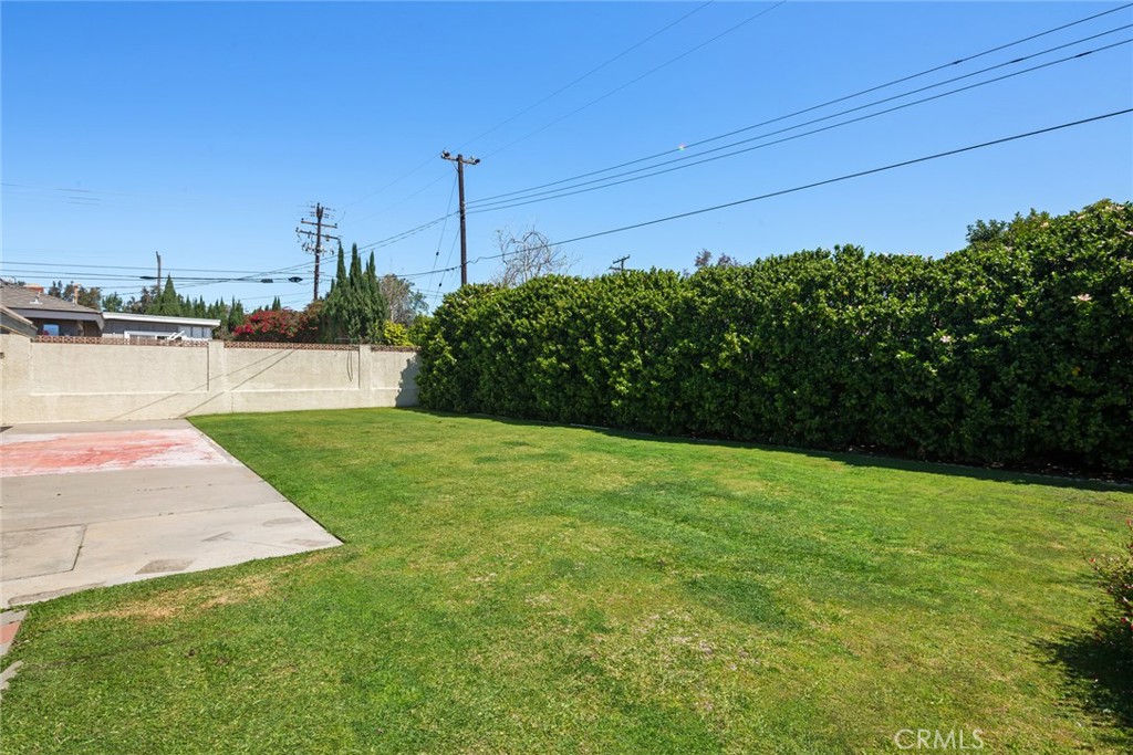 2745 N Pampas Street