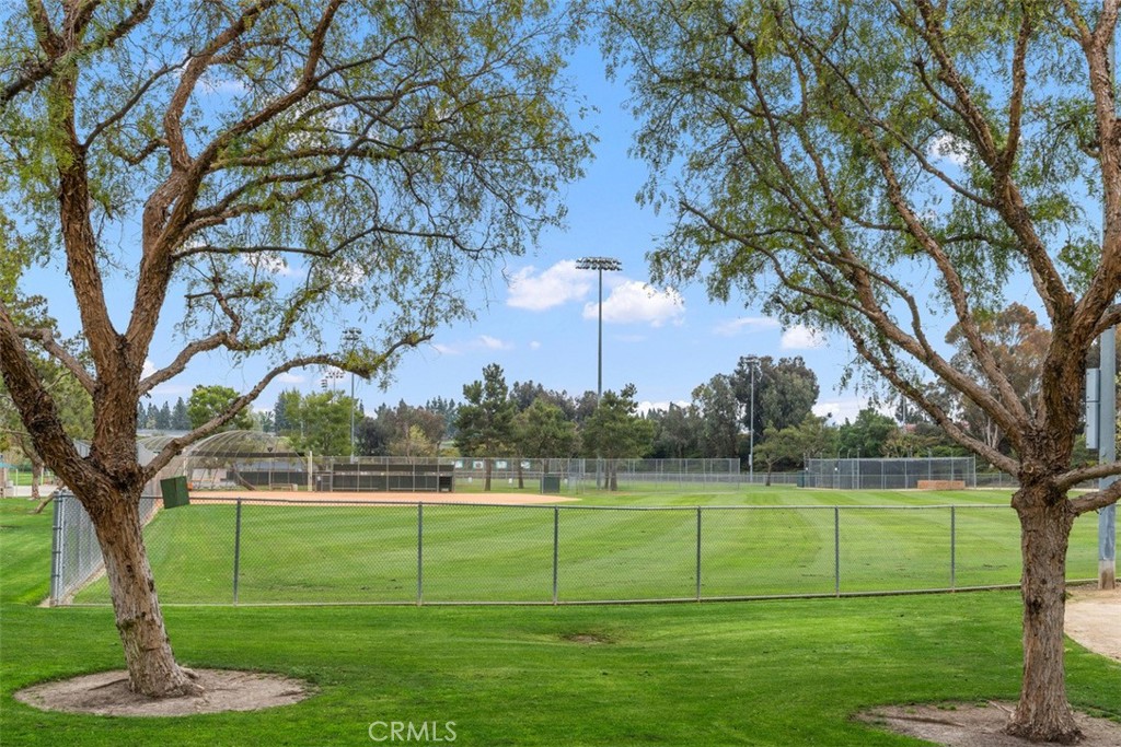 28 Santa Clara Street