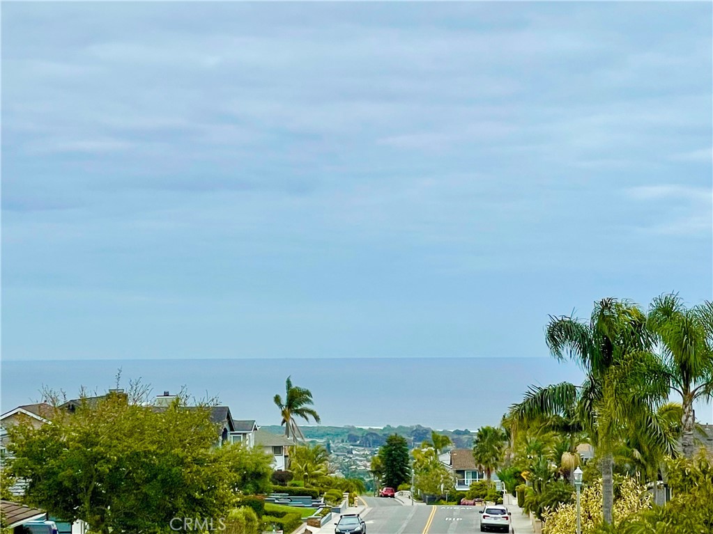 906 Avenida Salvador