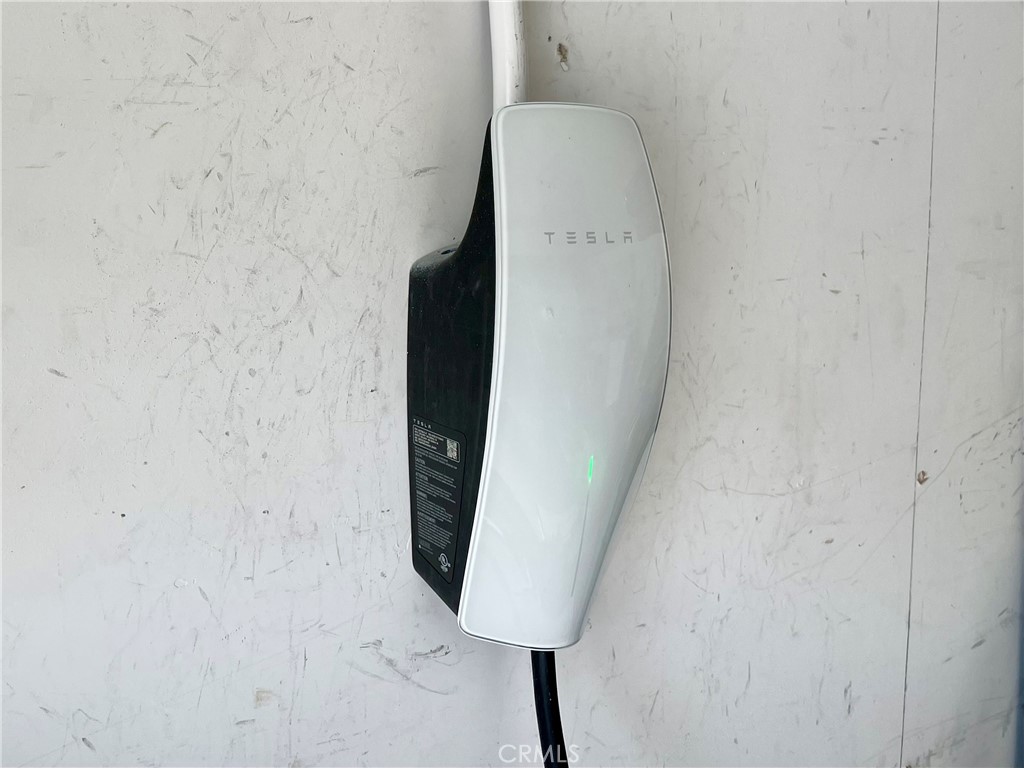 906 Avenida Salvador