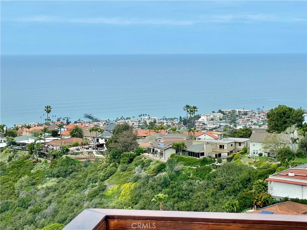 906 Avenida Salvador