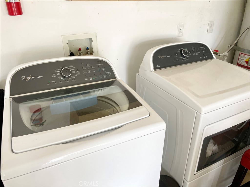 906 Avenida Salvador