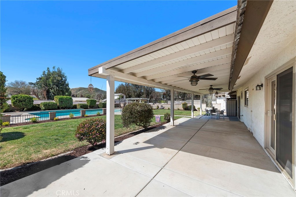 40015 Vista Road