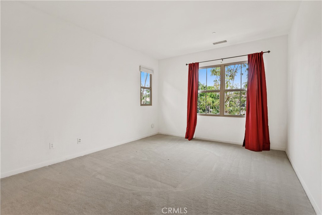 40 Coralwood