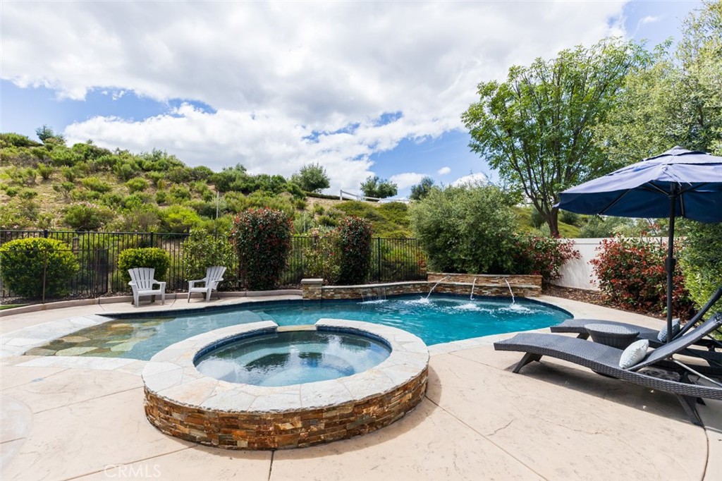 34189 Hourglass Street