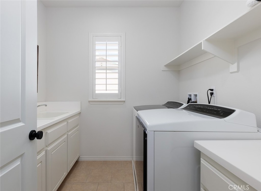 34189 Hourglass Street