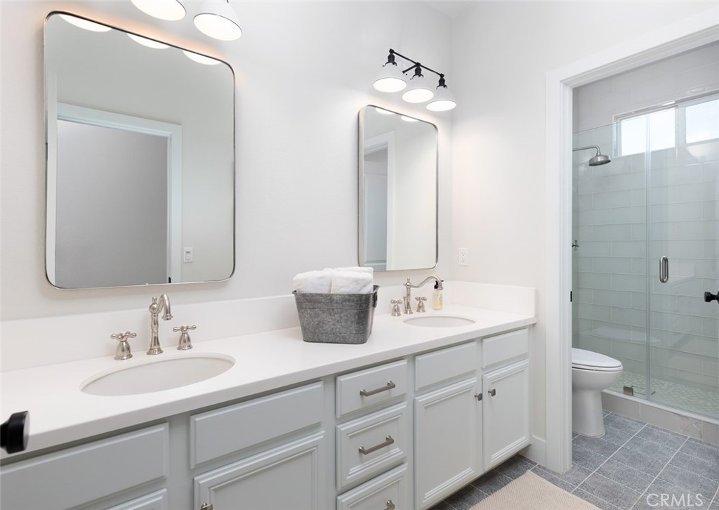 34189 Hourglass Street