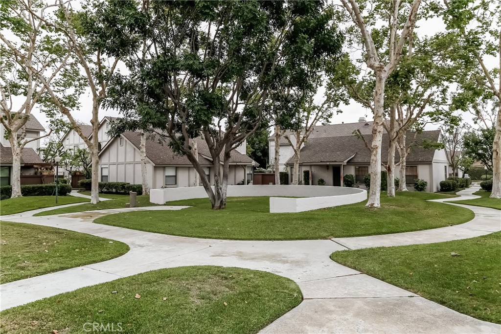 9061 Cobblestone Lane