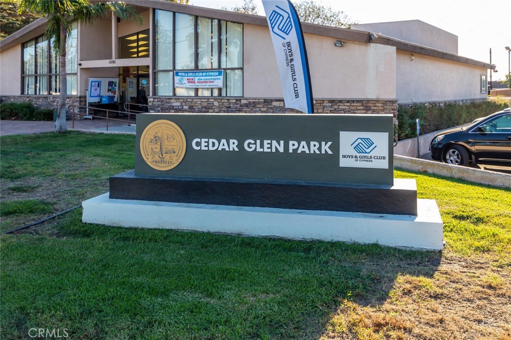 9061 Cobblestone Lane