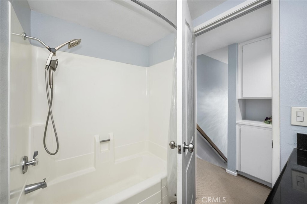 9061 Cobblestone Lane