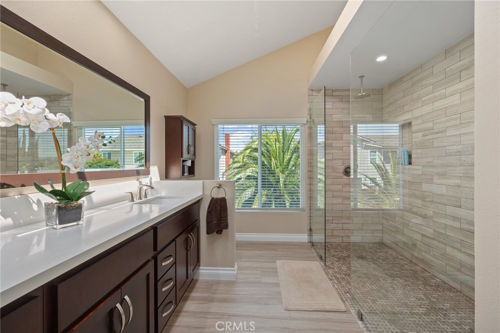 160 S Bonnie Gene Lane