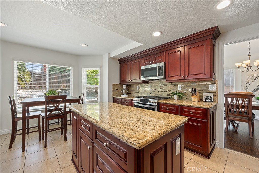 160 S Bonnie Gene Lane