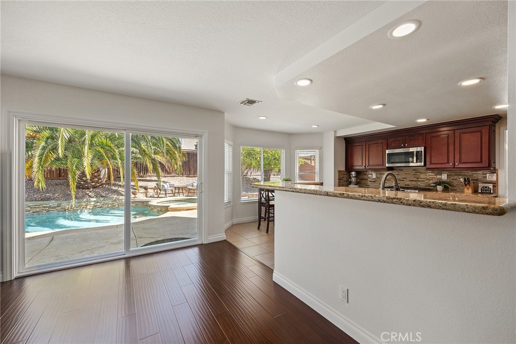 160 S Bonnie Gene Lane