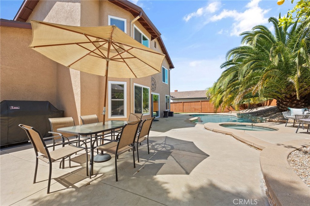 160 S Bonnie Gene Lane