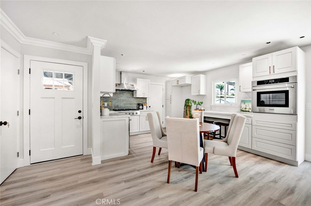 8272 Indianapolis Avenue