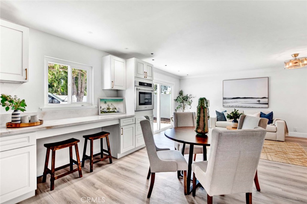 8272 Indianapolis Avenue