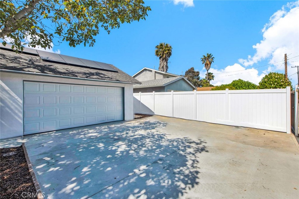 8272 Indianapolis Avenue