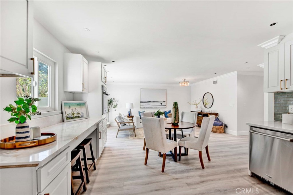 8272 Indianapolis Avenue