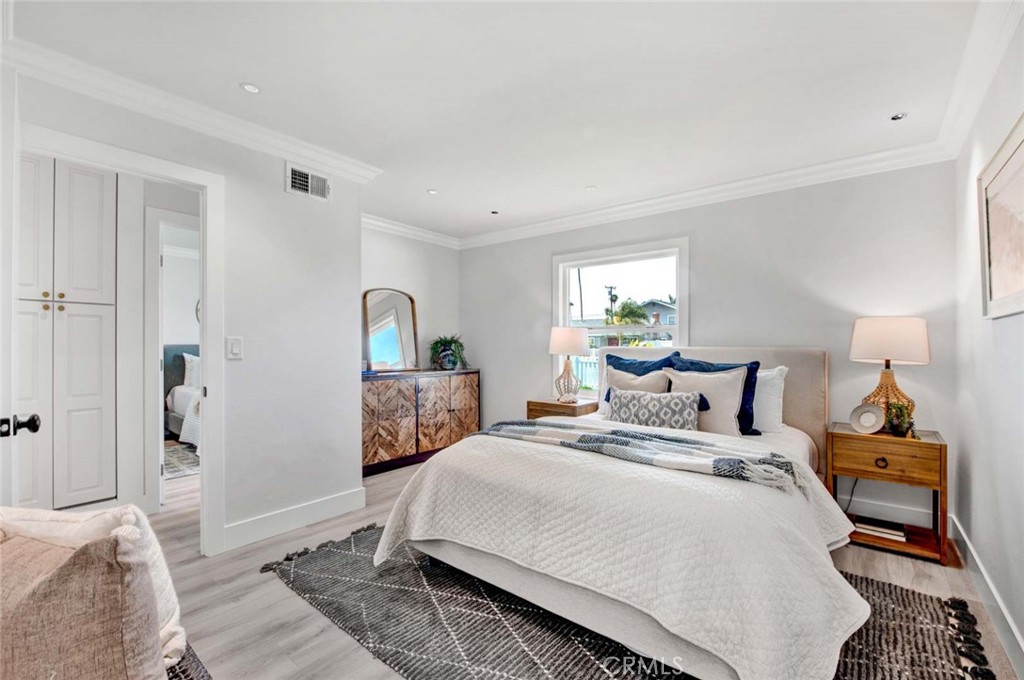 8272 Indianapolis Avenue