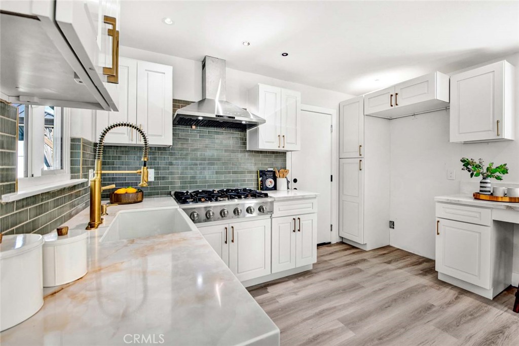 8272 Indianapolis Avenue