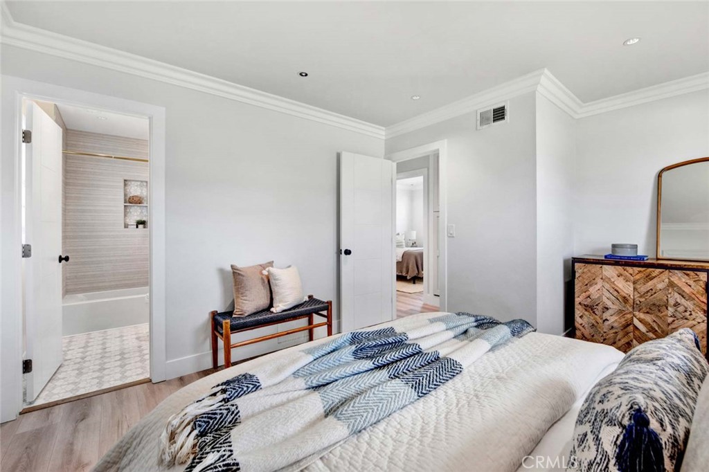 8272 Indianapolis Avenue