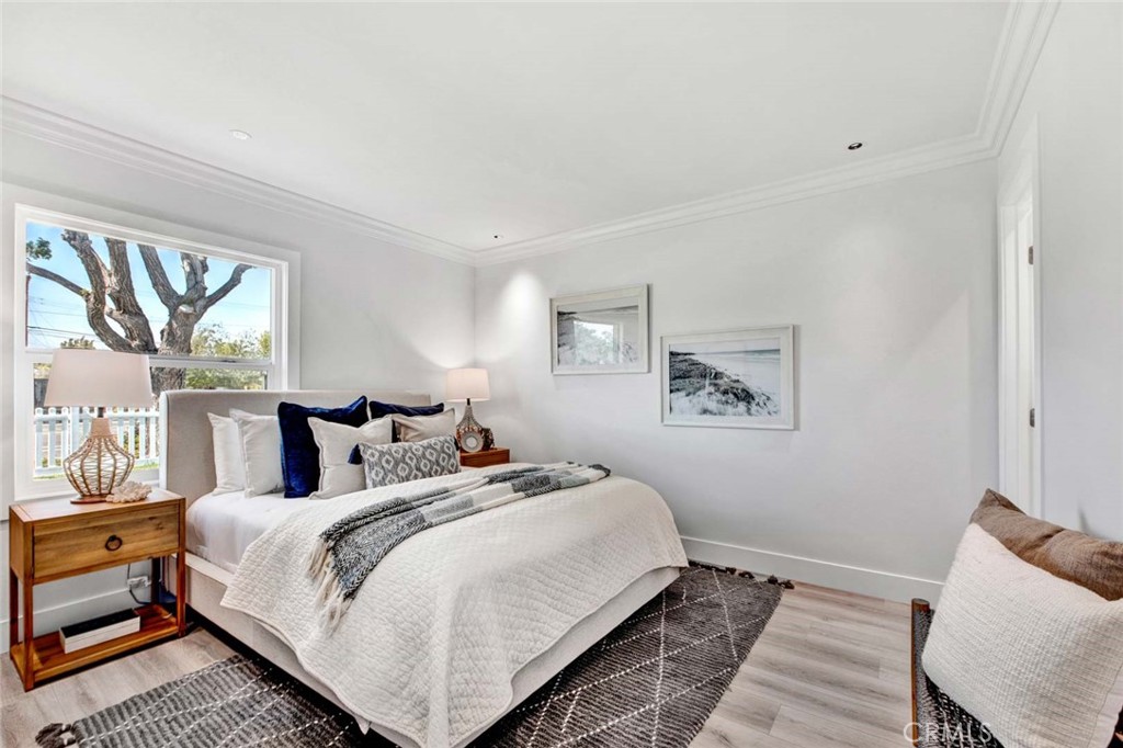 8272 Indianapolis Avenue