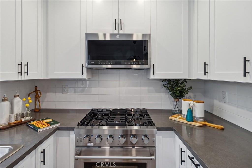 32958 Avenida Del Rosal