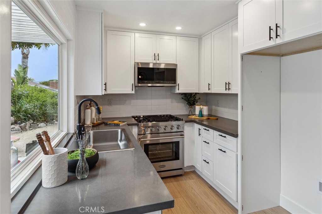 32958 Avenida Del Rosal