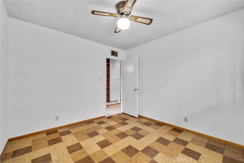 1052 Sheridan Avenue