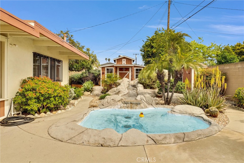 1052 Sheridan Avenue