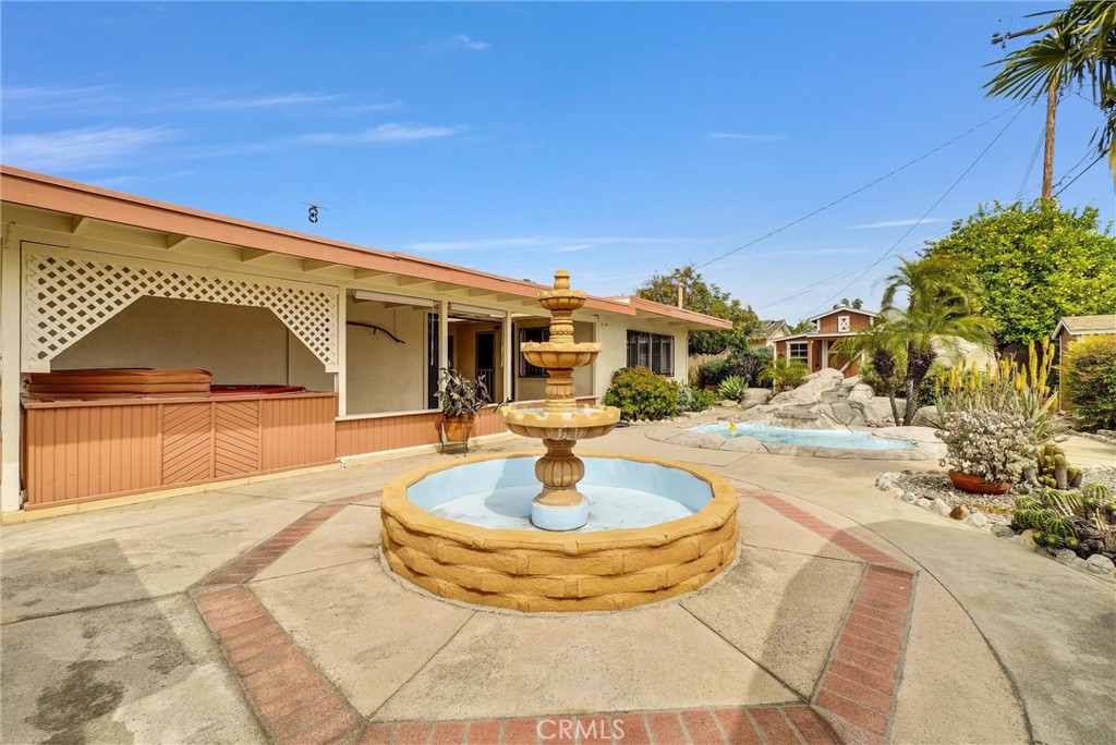 1052 Sheridan Avenue