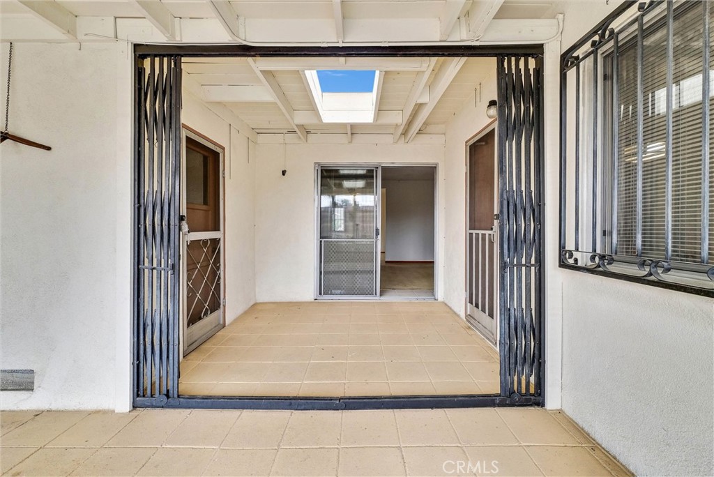 1052 Sheridan Avenue