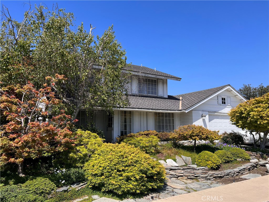 8719 Hummingbird Avenue