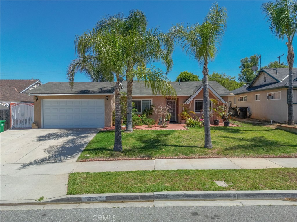 1085 Aquamarine Lane