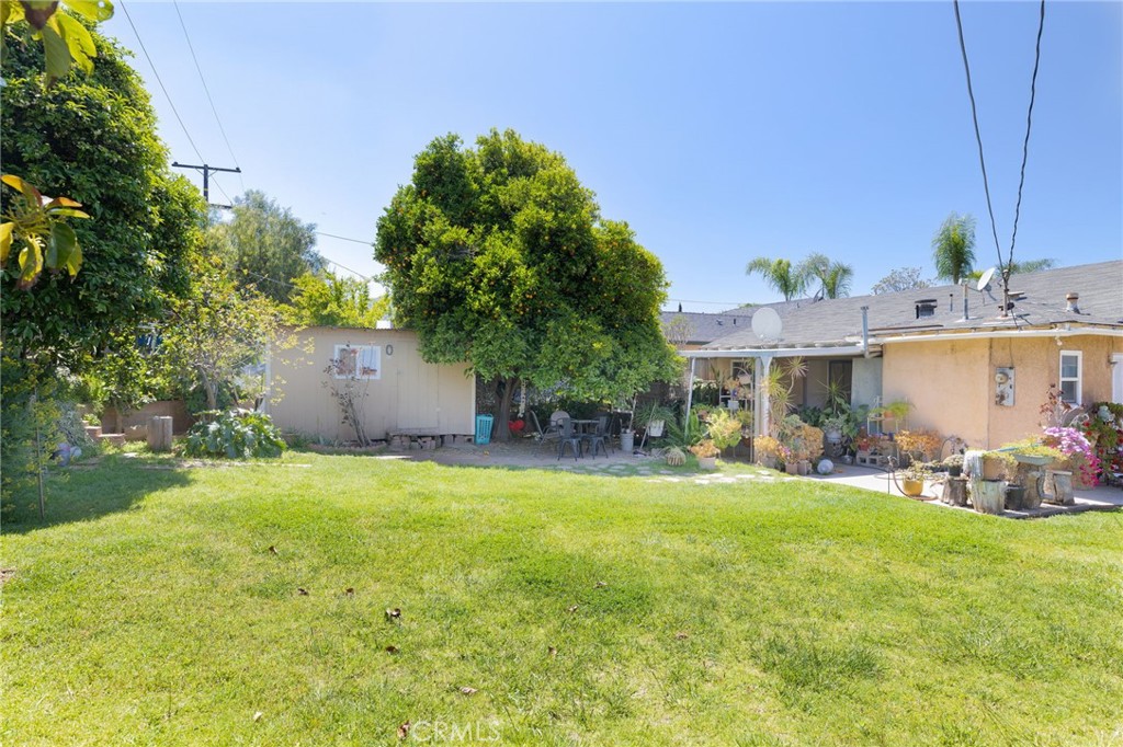 1085 Aquamarine Lane