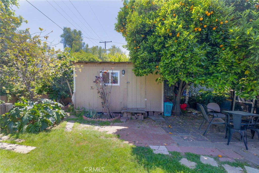 1085 Aquamarine Lane