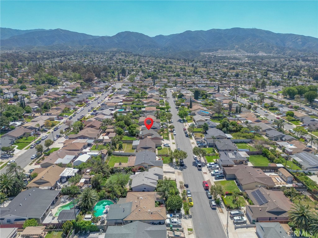 1085 Aquamarine Lane