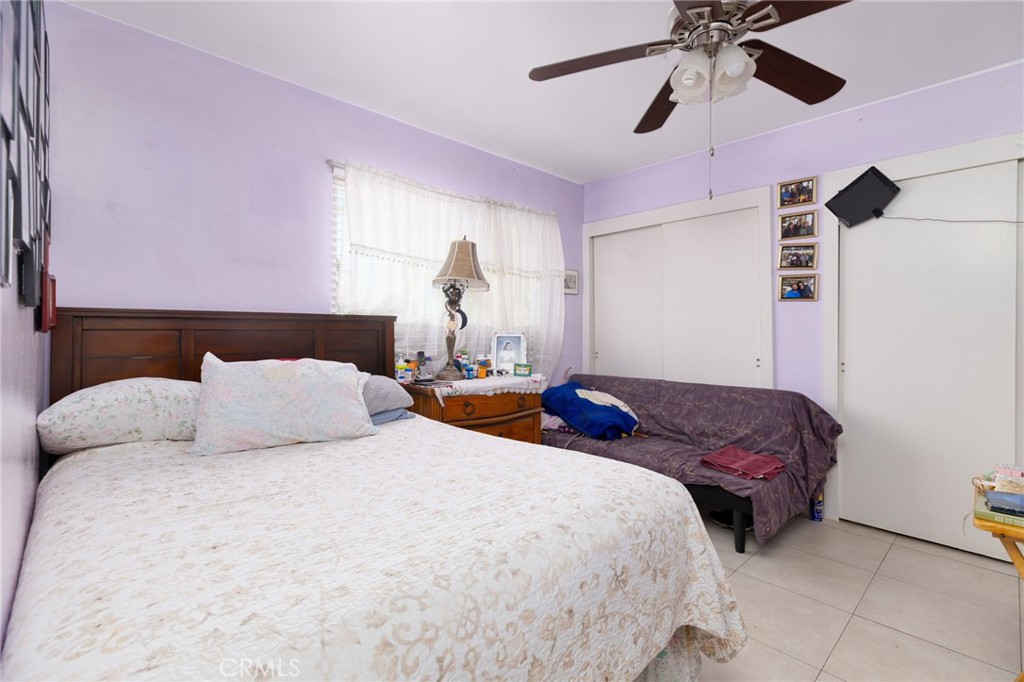 1085 Aquamarine Lane