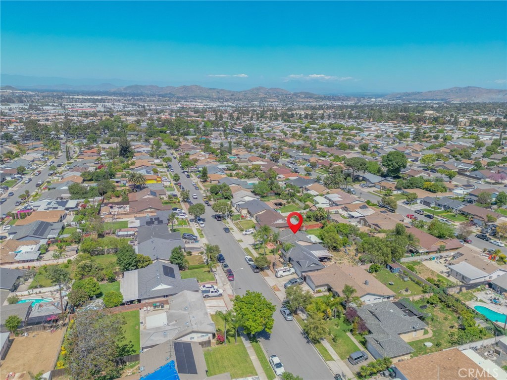 1085 Aquamarine Lane