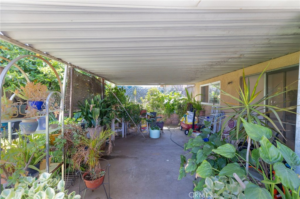 1085 Aquamarine Lane