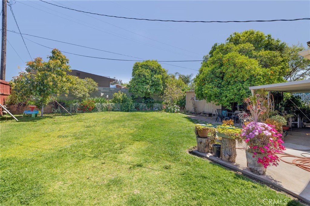 1085 Aquamarine Lane
