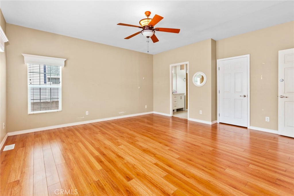 16444 Bolsa Chica Street 14