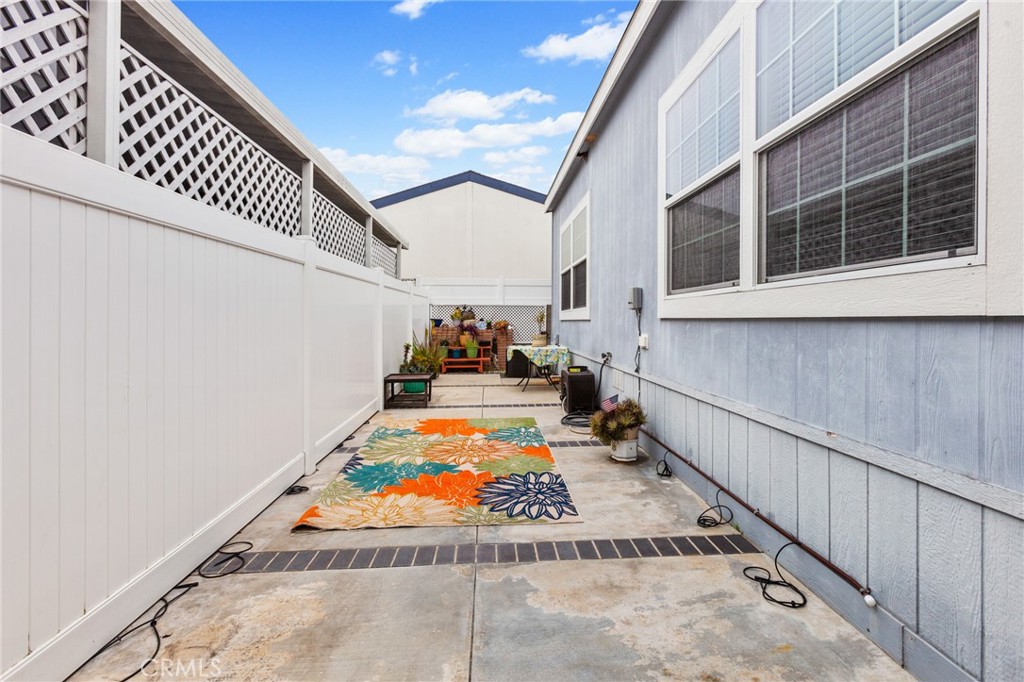 16444 Bolsa Chica Street 14